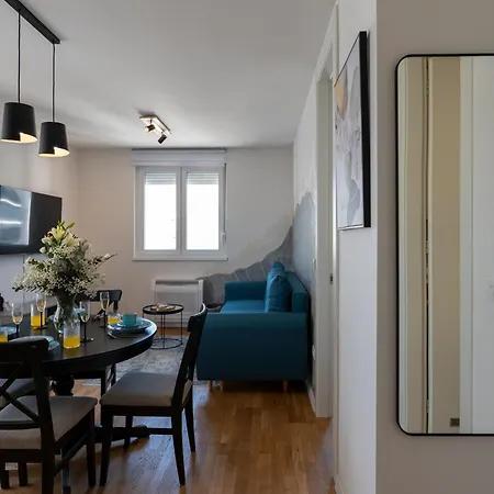 Sky View Ζαντάρ